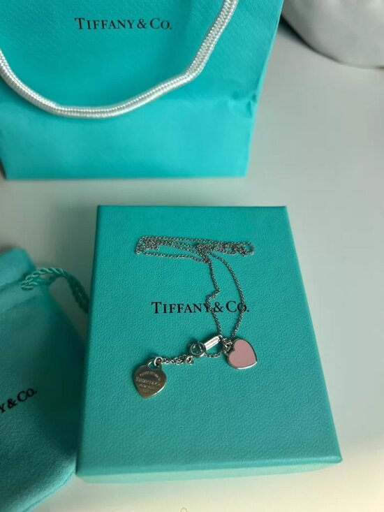 Tiffany & Co Return to Pink Double Heart Tag Pendant Silver